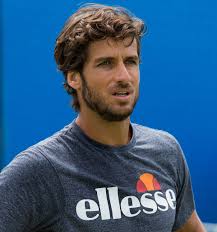 Atp Stoccarda:Lopez passa su Zverev in volata, Pouille regola Benoit