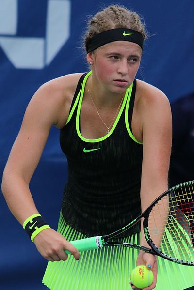 Roland Garros: Jelena Ostapenko nuova reginetta di Parigi, vittoria in tre set su Simona Halep