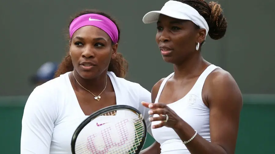 Grande attesa per la finale tra le sorelle Williams: l'ultimo derby 14 anni fa