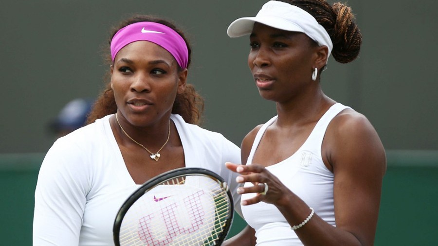 Grande attesa per la finale tra le sorelle Williams: l'ultimo derby 14 anni fa