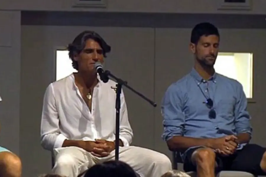 I fan di Djokovic lanciano una petizione: 'Nole, devi abbandonare Pepe Imaz'