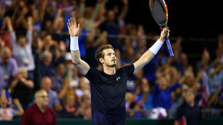 Finals: Murray doma la foga di Djokovic e si conferma leader dell'Atp