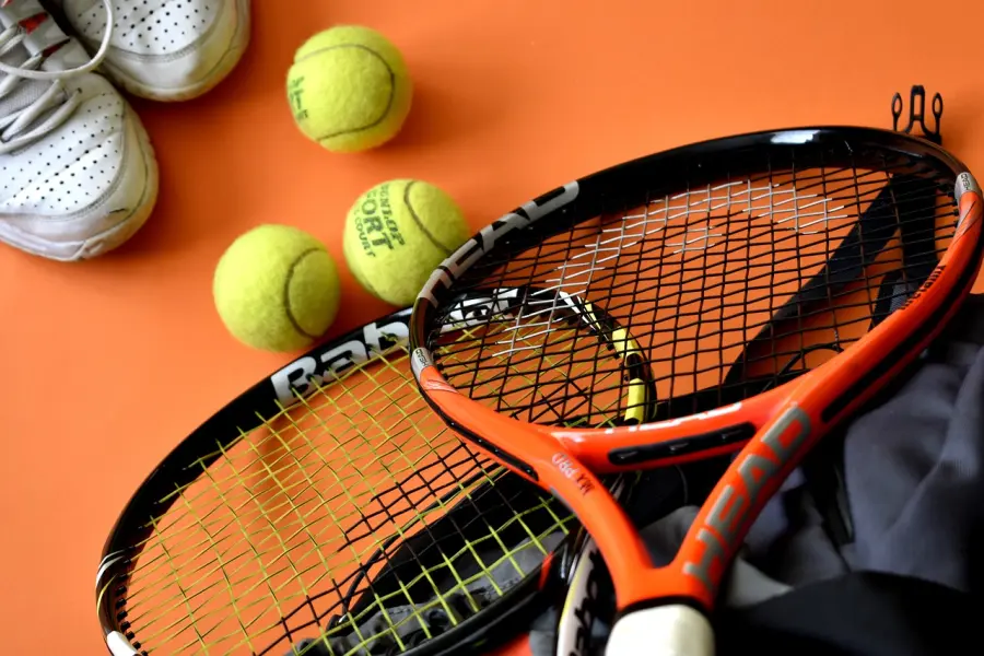 Come acquistare una racchetta da tennis: consigli e suggerimenti