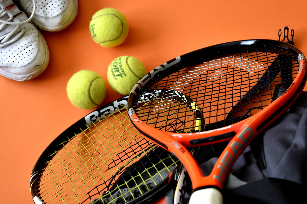 Come acquistare una racchetta da tennis: consigli e suggerimenti