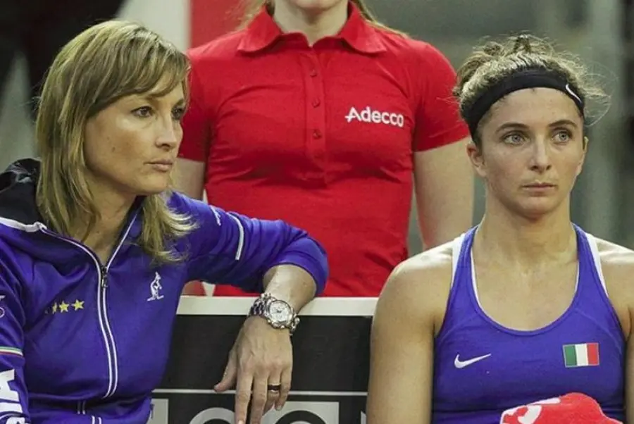 Fed Cup, Italia vola ai playoff: 'Doppietta Errani Chiesa e Spagna liquidata'